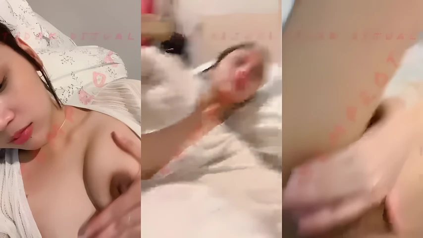 Seleb TikTok Live Tanpa Busana Part 2