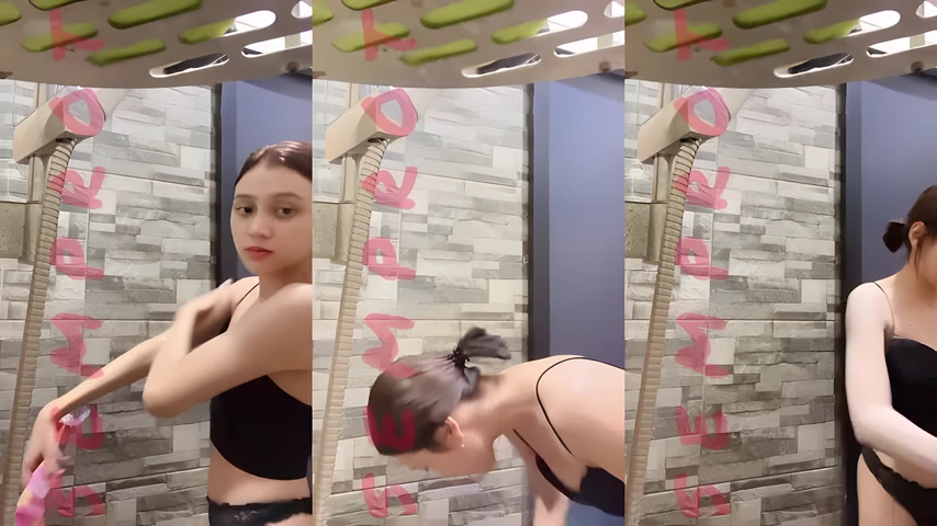 Seleb TikTok Live Tanpa Busana Part 4